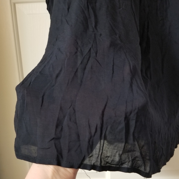 Women's Plus Size Short Sleeve Top - Picture 6 of 6